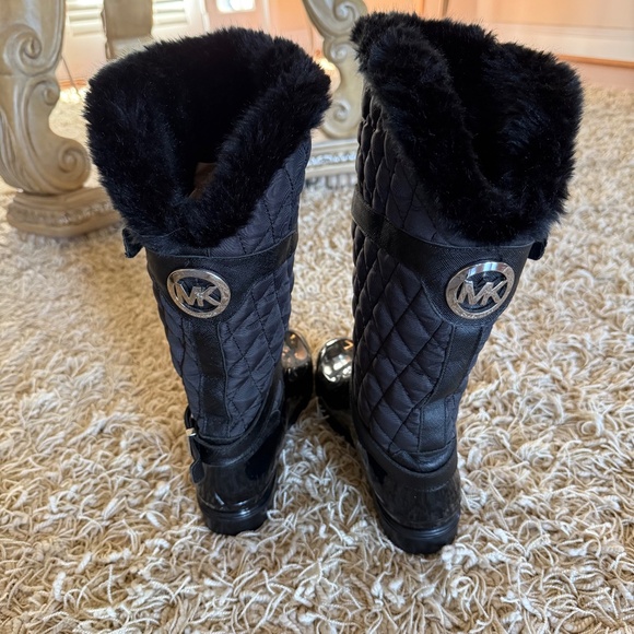 Michael Kors Fulton Harness Black Quilted Faux Fur Rain Boots Womens Size 10 - Picture 5 of 8